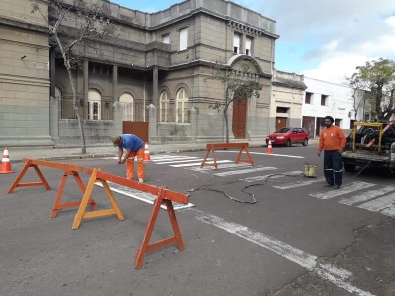 secretaria-de-transito-inicia-pintura-de-sinalizacao-na-13-de-maio