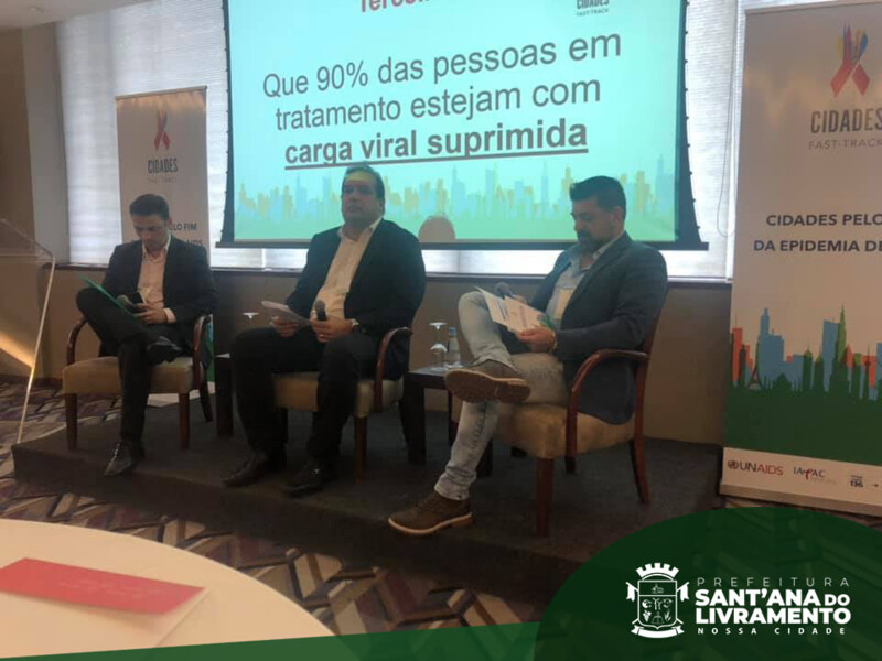 em-sao-paulo-secretario-de-saude-realiza-palestra-em-seminario-sobre-enfrentamento-do-hiv