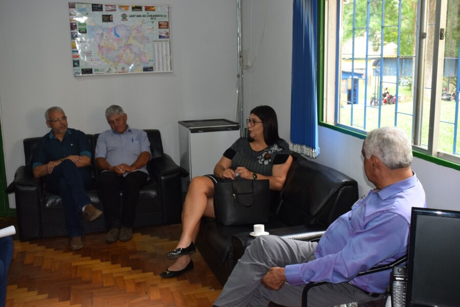 prefeita-assume-interinamente-a-direcao-do-dae