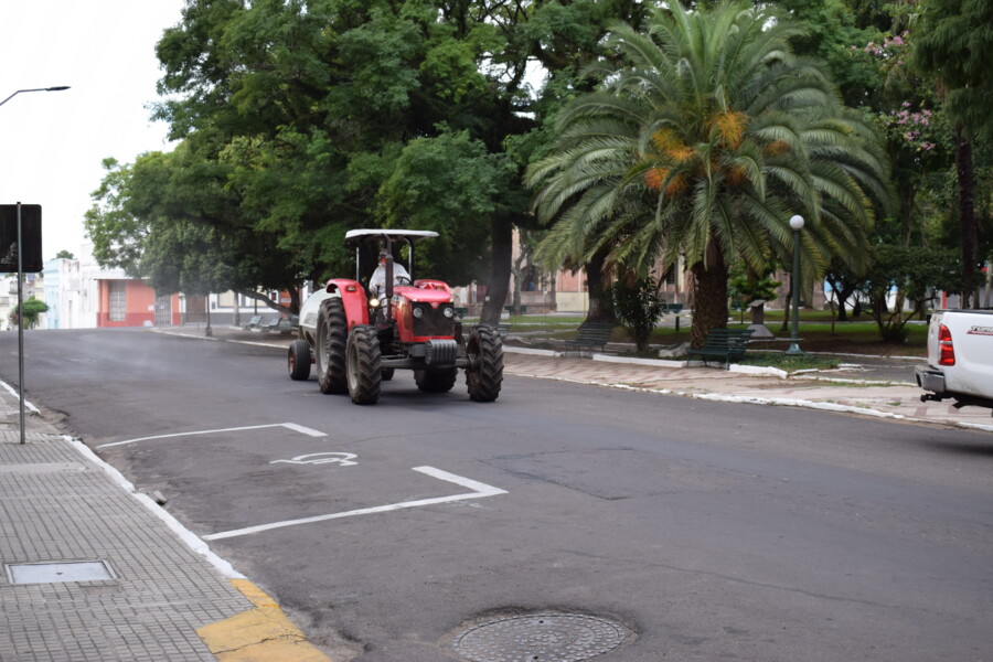 prefeitura-realiza-treinamento-para-operacao-que-ira-pulverizar-a-cidade-com-solucao-de-hipoclorito-contra-o-coronavirus