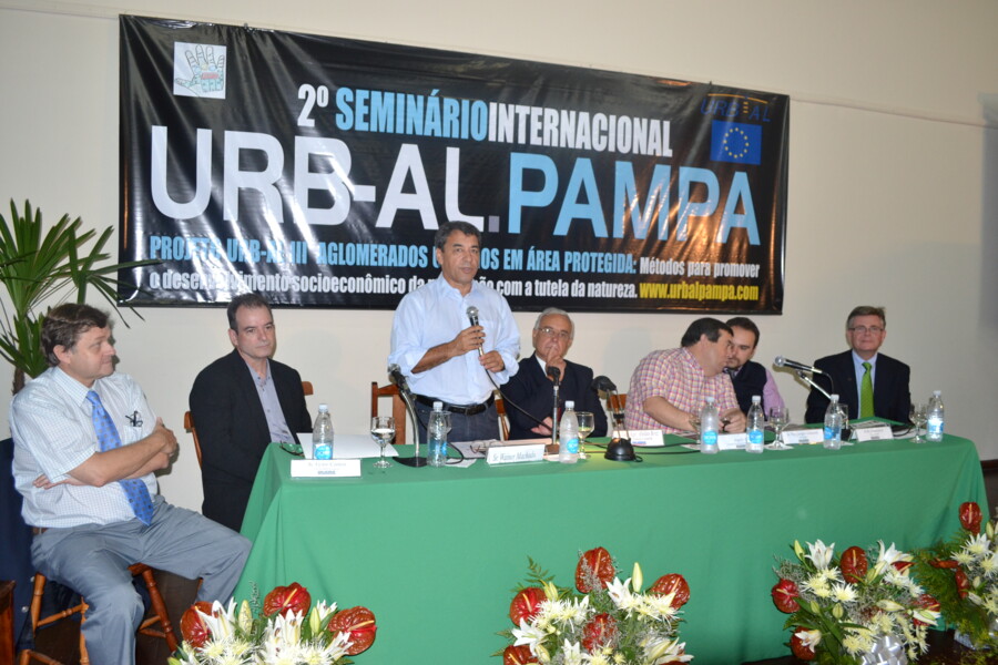 prefeito-e-vice-participam-do-2-seminario-internacional-urb-all-pampa-em-rivera