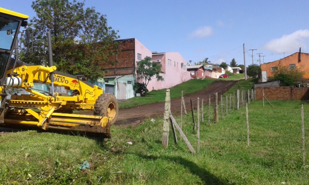 prefeitura-inicia-recuperacao-de-bairros-apos-fortes-chuvas