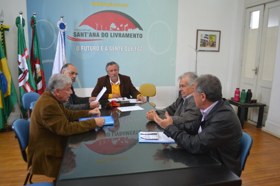 secretario-de-desenvolvimento-recebe-apae