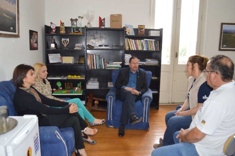 prefeito-recebe-professora-da-ufrgs-que-realizara-capacitacao-para-agroindustrias