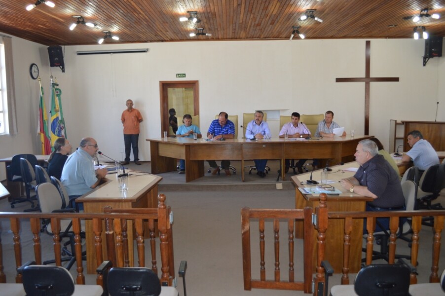 conselho-gestor-participa-de-reuniao-com-a-comissao-de-saude-do-legislativo