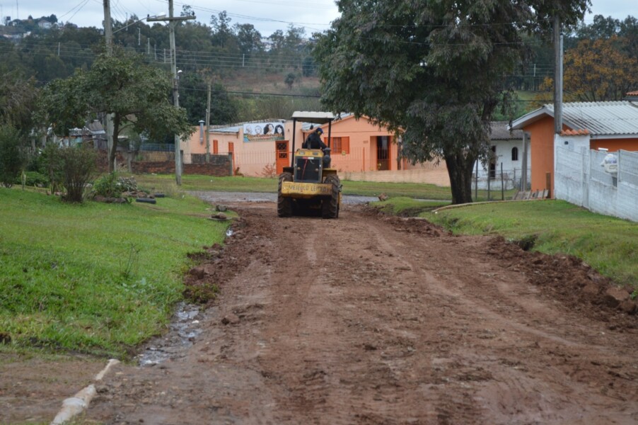 secretaria-de-obras-realiza-patrolamento-na-morada-da-colina