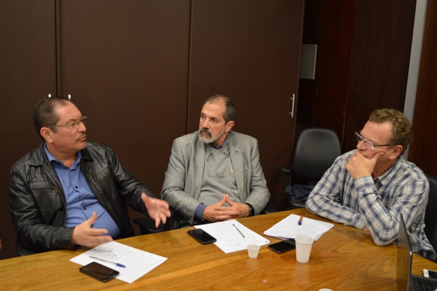 glauber-lima-ao-reitor-da-unipampa-estamos-totalmente-mobilizados-em-defesa-da-nossa-universidade