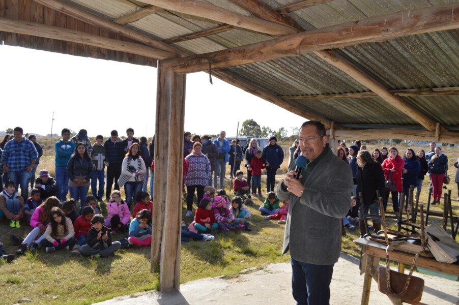 prefeito-visita-futuras-instalacoes-da-escola-adao-preto