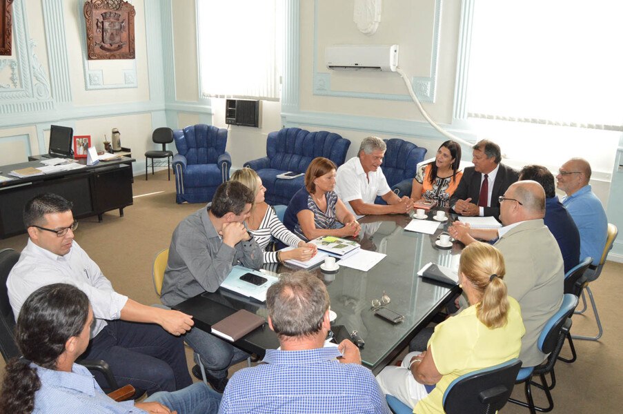 deputado-afonso-motta-anuncia-a-aprovacao-da-repatriacao-de-ativos-ao-prefeito-e-a-vice