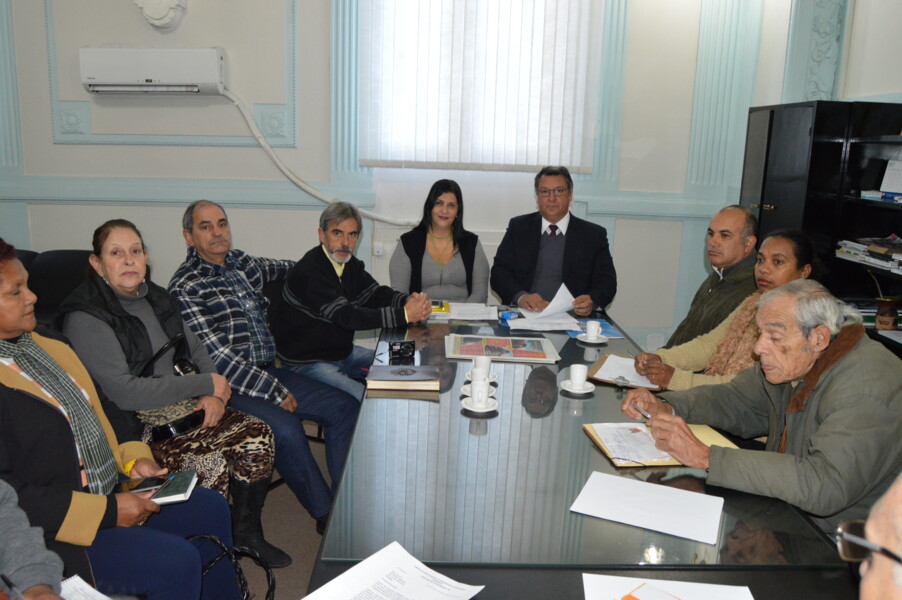 prefeito-e-vice-recebem-representantes-das-associacoes-de-moradores