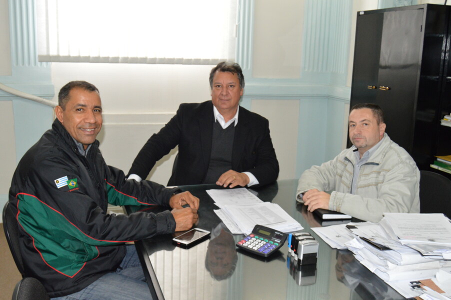 prefeito-recebe-vereador-antonio-zenoir