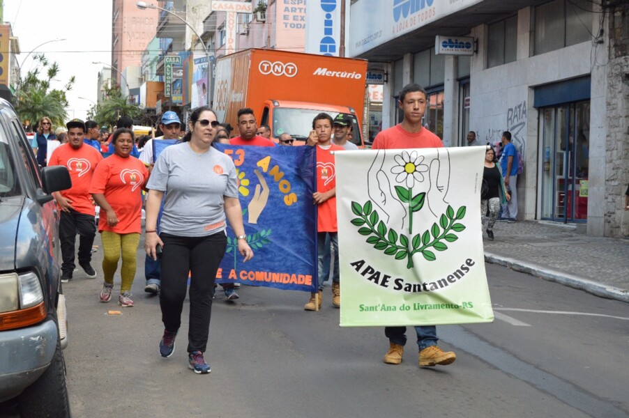 semana-dos-direitos-da-pessoa-com-deficiencia-e-encerrada-com-caminhada