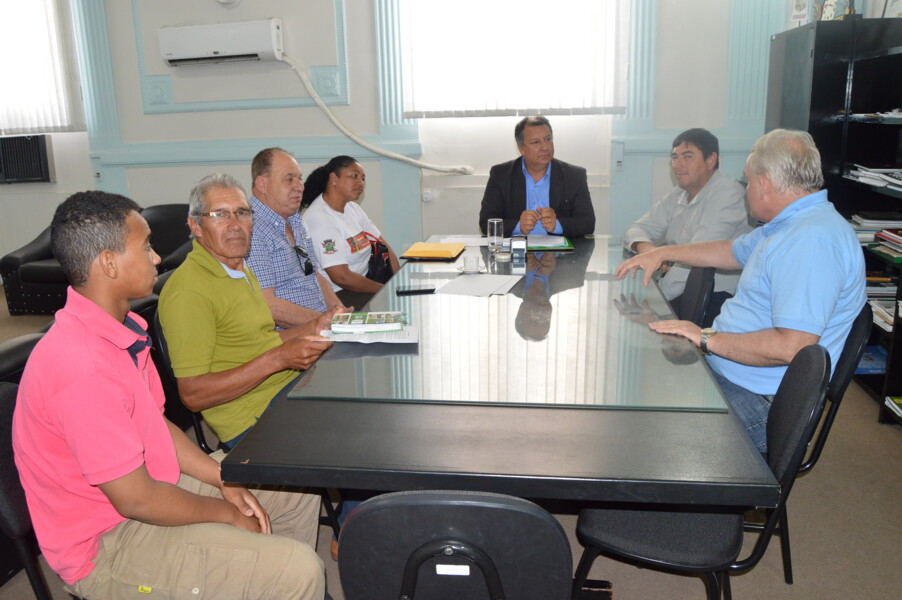 quilombolas-apresentam-demandas-ao-prefeito