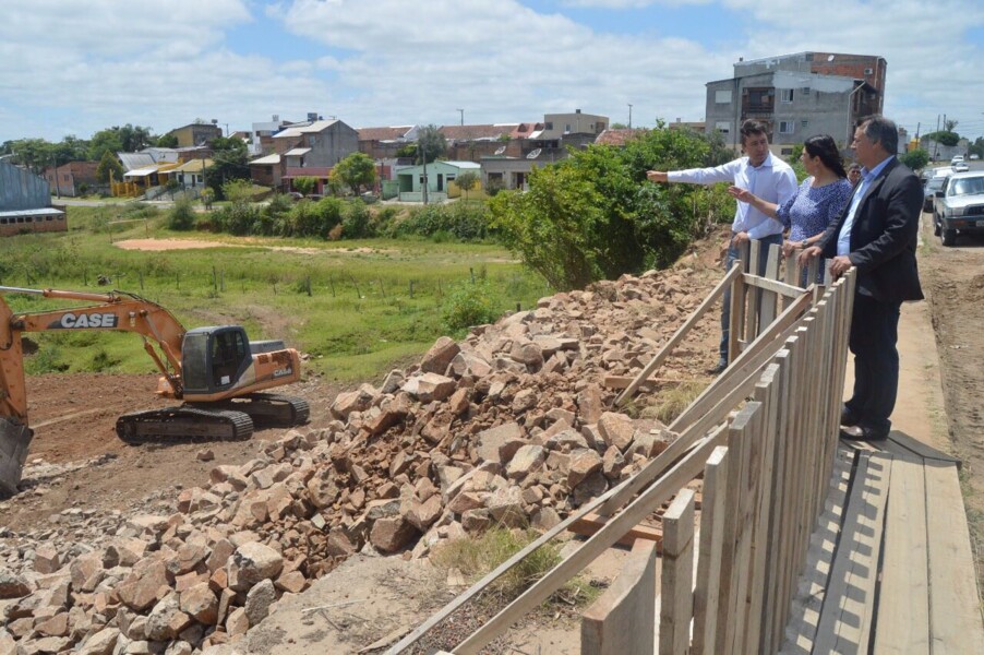 prefeito-e-vice-acompanham-obras-viabilizadas-com-recurso-da-defesa-civil