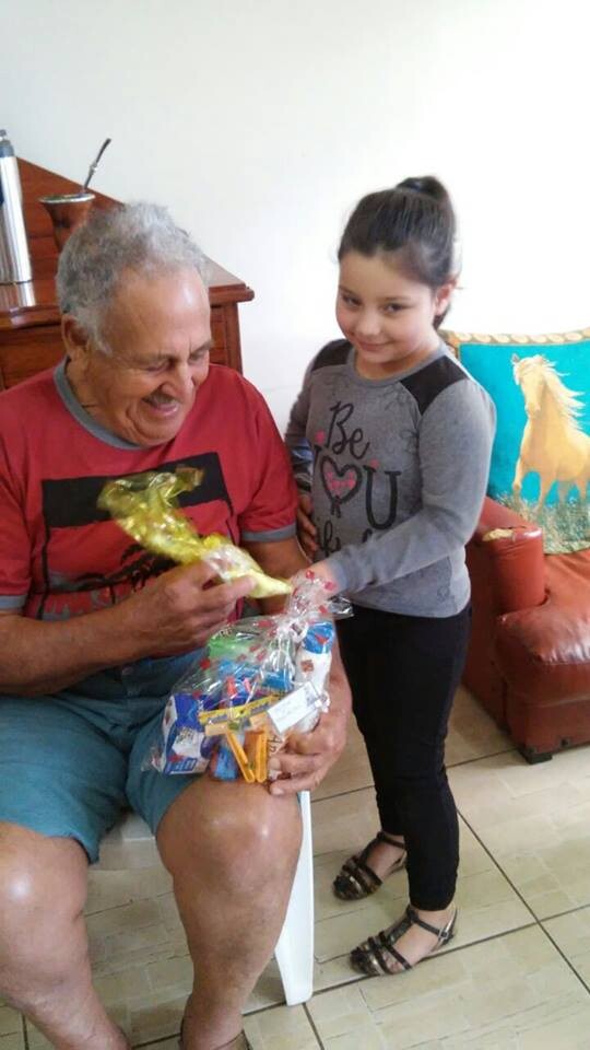 projeto-encontro-de-geracoes-e-encerrado-com-entrega-de-kits-para-idosos