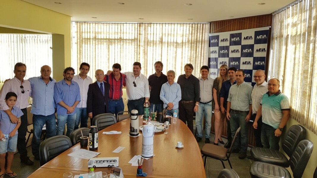 o-desenvolvimento-da-fronteira-em-pauta-durante-reuniao-na-acil