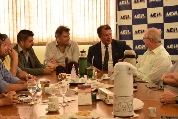 secretario-geral-de-governo-e-apresentado-na-acil