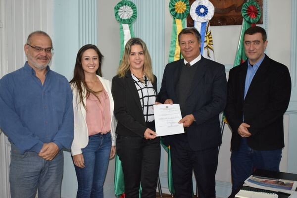 primeira-dama-silvana-harden-assume-secretaria-de-turismo