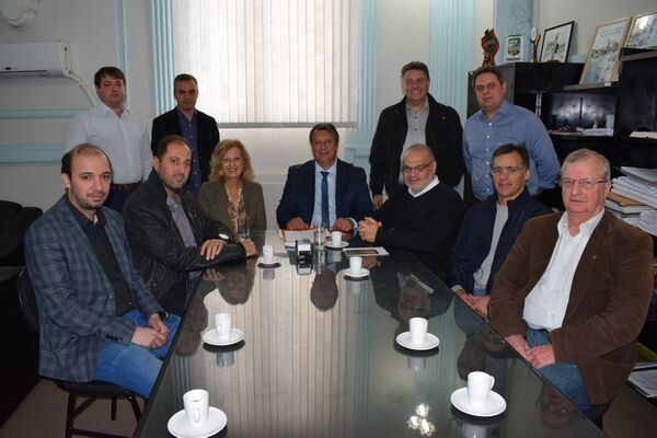 executivo-e-empresariado-tratam-da-formacao-de-um-conselho-de-desenvolvimento