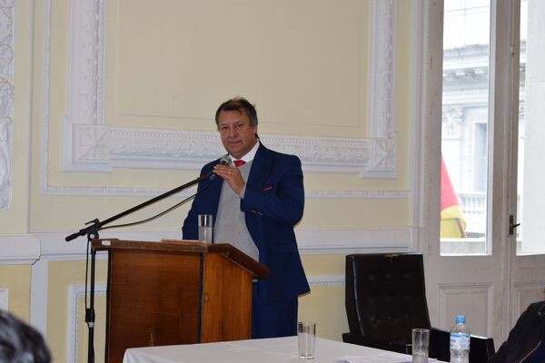 prefeito-anuncia-pagamento-de-licencas-premio-para-servidores-inativos