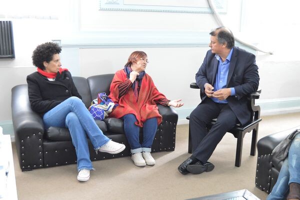 em-reuniao-governo-municipal-e-cperssindicato-abordam-questao-do-transporte-escolar