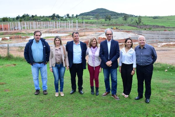 no-amsterland-grupo-discute-desenvolvimento-do-turismo-na-regiao