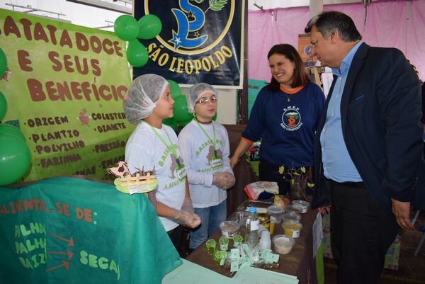xiv-feira-municipal-de-ciencias-reune-trabalhos-de-37-escolas
