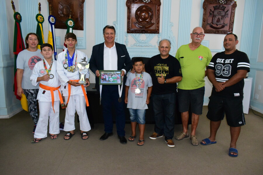 grupo-de-caratecas-agradece-apoio-logistico-da-prefeitura