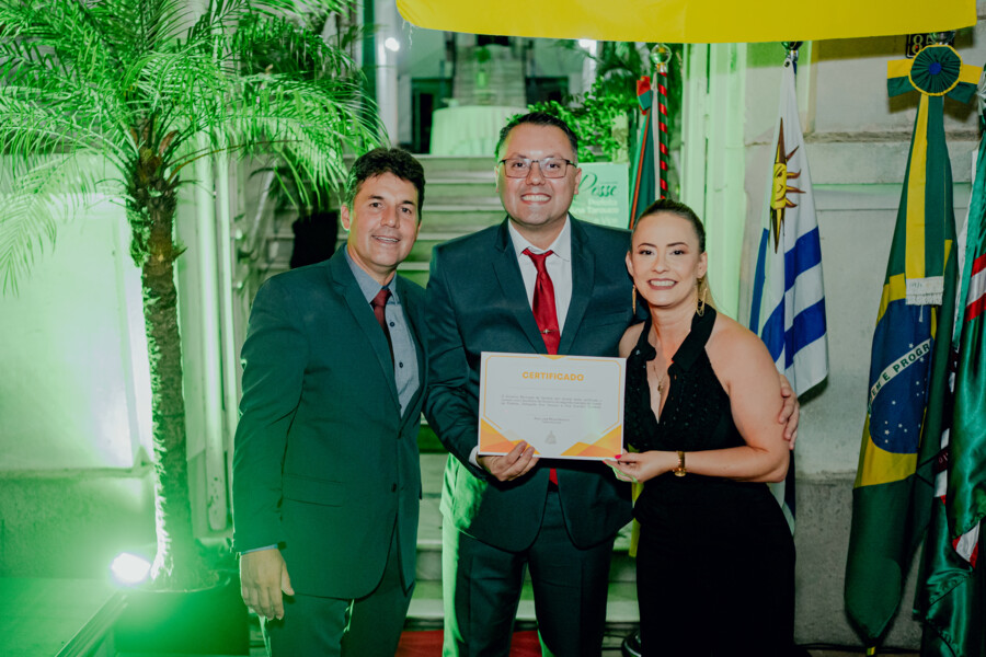 Secretário - Mauricio Monteblanco Oliveira