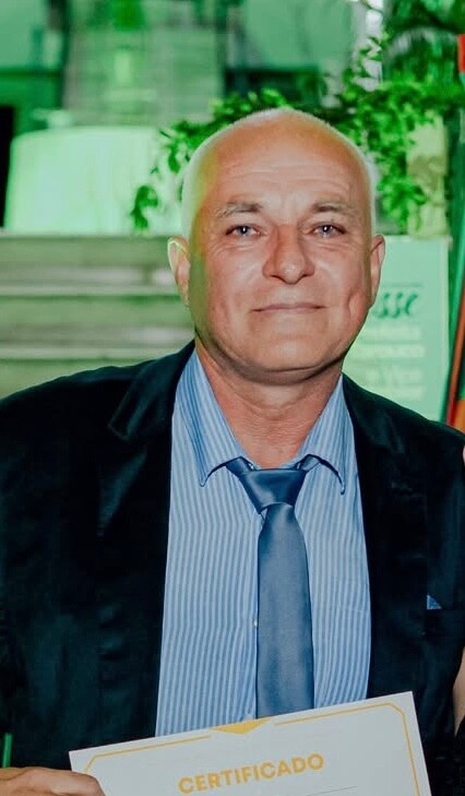 Secretário - Edu Bajute Gutebier.